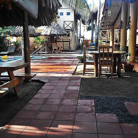 Hotel Los Cobanos Village Lodge Exteriör bild