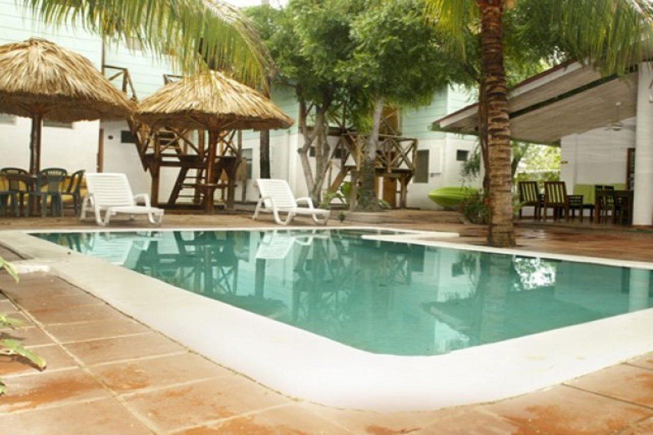 Hotel Los Cobanos Village Lodge Exteriör bild