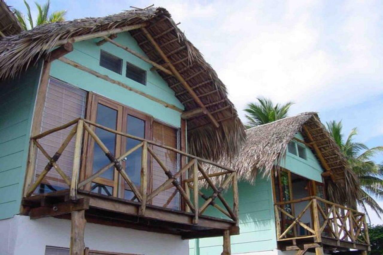Hotel Los Cobanos Village Lodge Exteriör bild