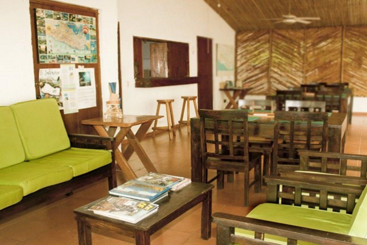 Hotel Los Cobanos Village Lodge Exteriör bild