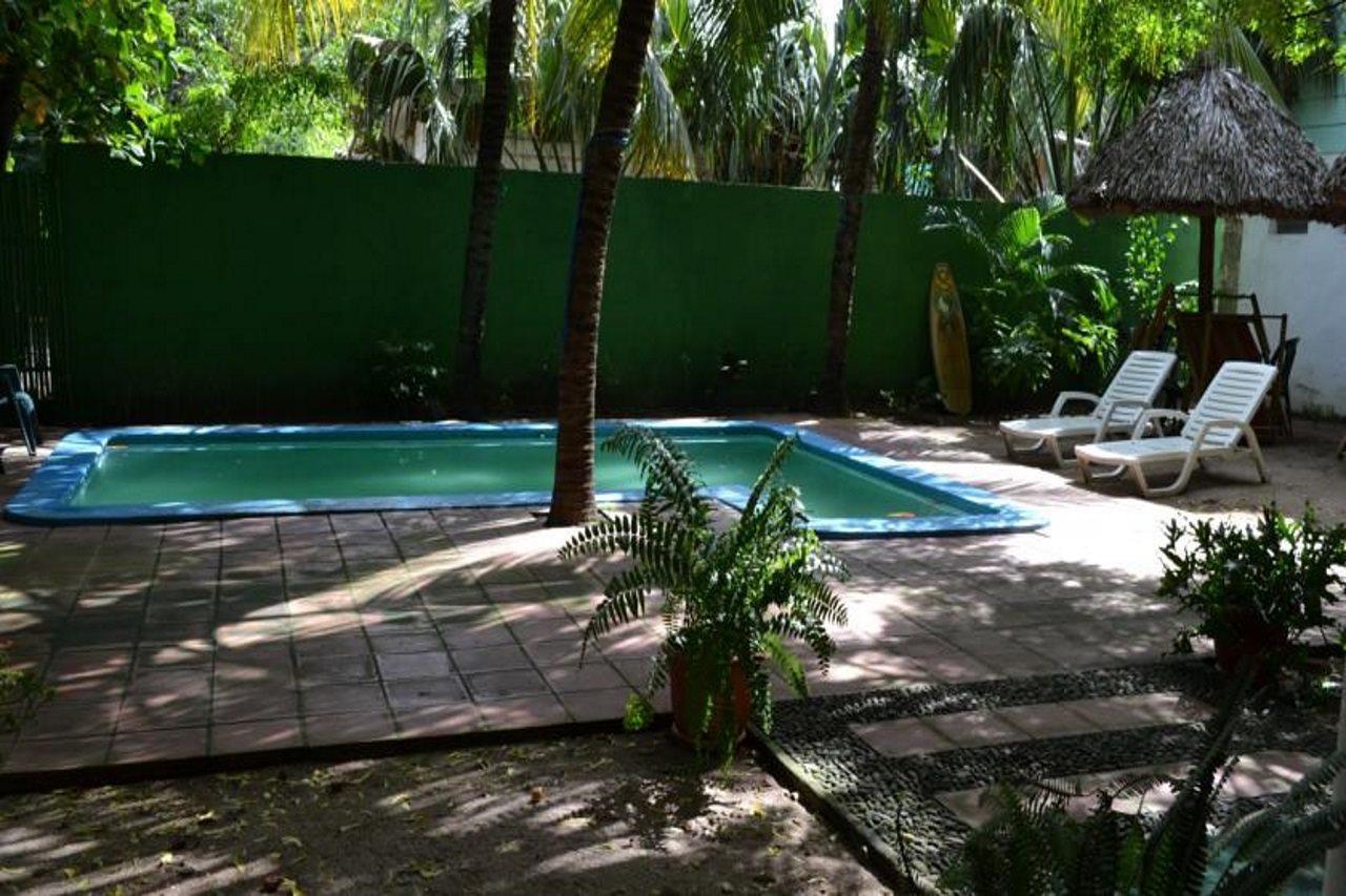 Hotel Los Cobanos Village Lodge Exteriör bild