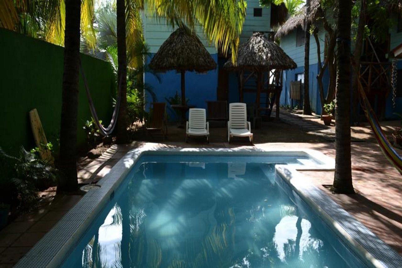 Hotel Los Cobanos Village Lodge Exteriör bild