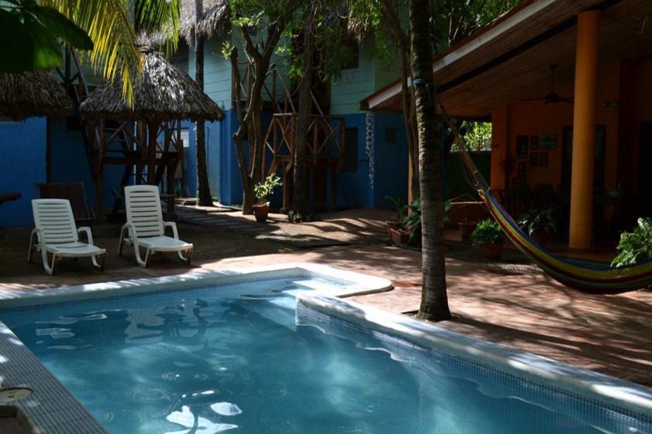 Hotel Los Cobanos Village Lodge Exteriör bild