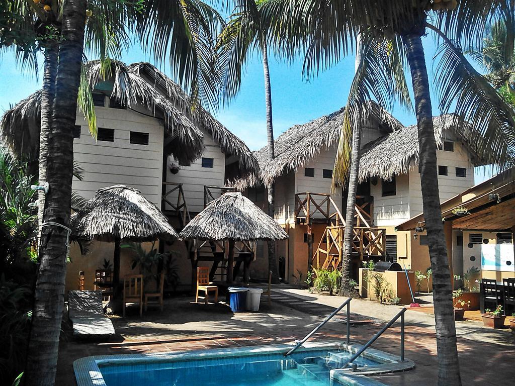 Hotel Los Cobanos Village Lodge Exteriör bild
