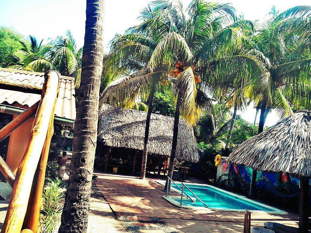 Hotel Los Cobanos Village Lodge Exteriör bild